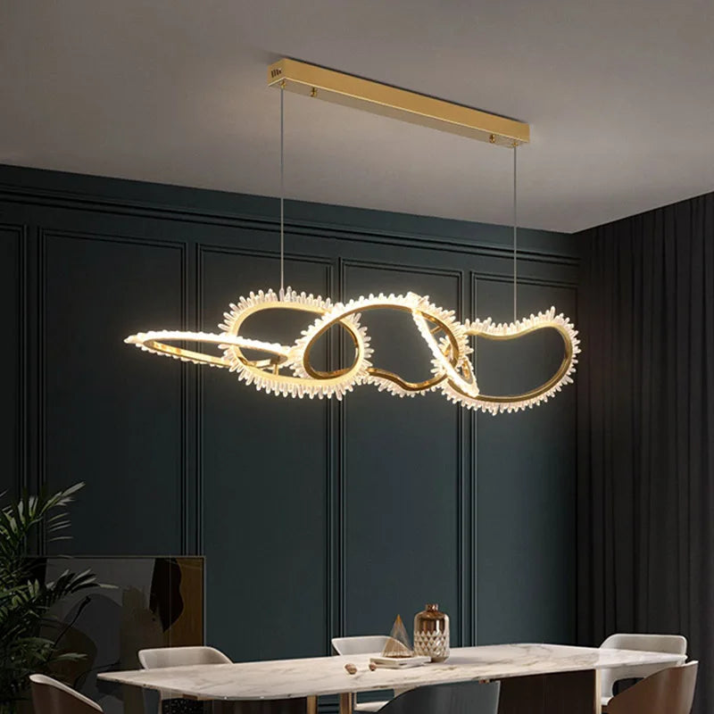 Grand Lustre en Cristal avec Design Moderne et Anneaux LED